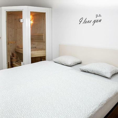 Sauna - Flexible Selfcheckins 6 - Zagreb - Garage - Electric Vehicle Ccharger - Loggia - New - Luxury - Apartments Repinc 6 Exteriör bild
